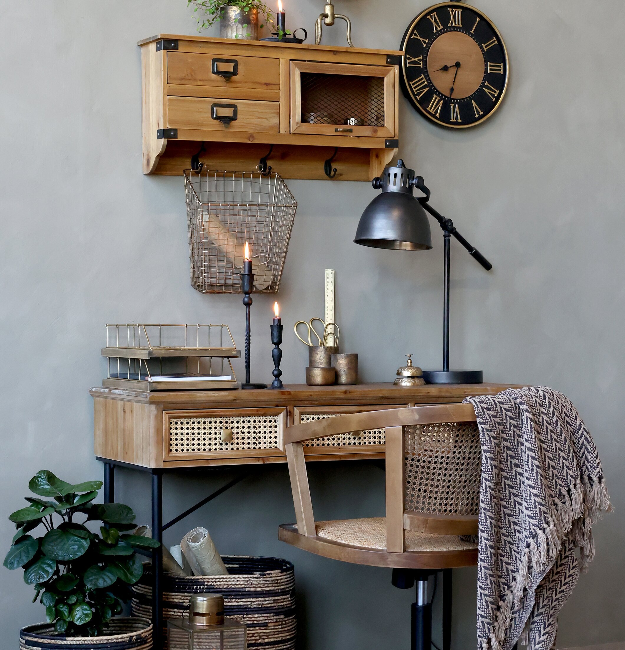 Brevkorg Rotting från Chic Antique på ett stilrent skrivbord