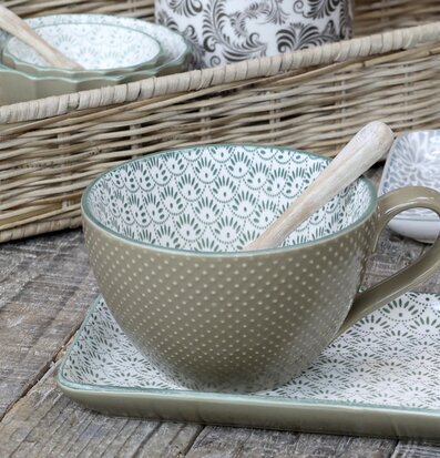 Arés Kopp Verte från Chic Antique på rustikt träbord