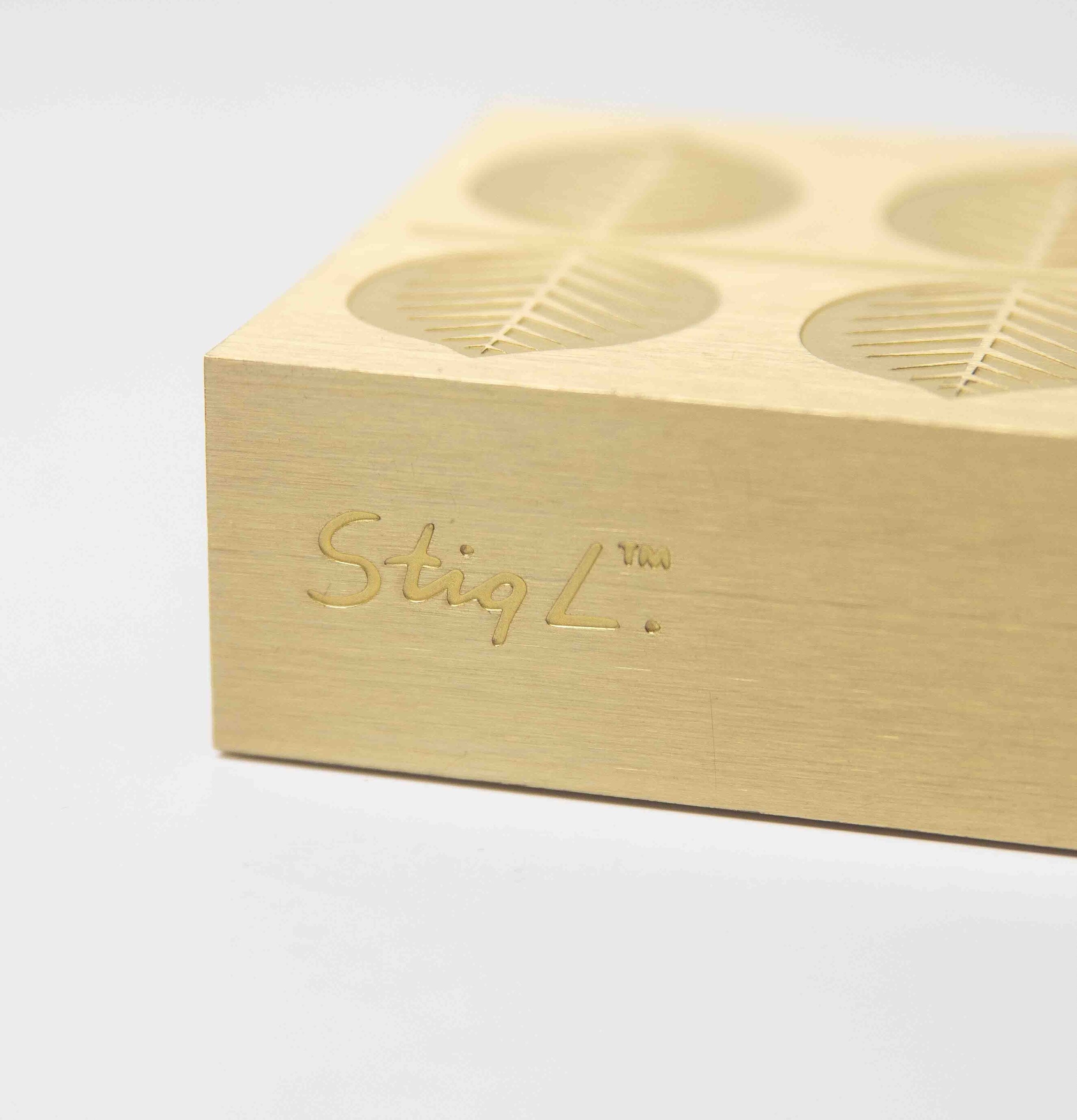 Tändsticksfodral Berså Stig L från Pluto Produkter i trä