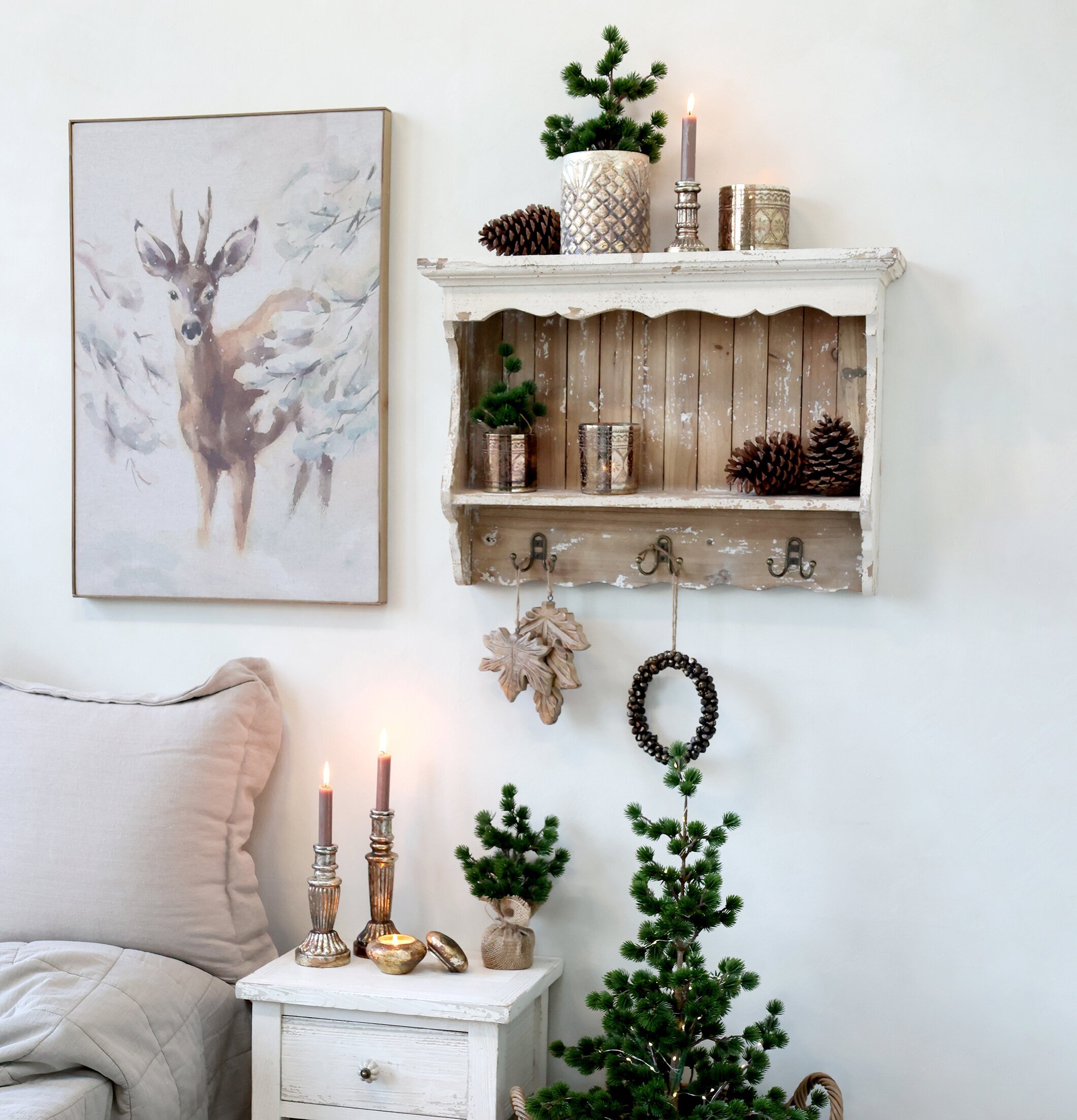 Bild av inbjudande interiör med rustik och varm känsla