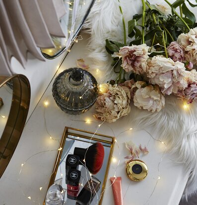 Trådslinga Dew Drop 46 Star Trading Lampor Taklampor Golvlampor Bordslampor LED-lampor Ledlampor Fönsterlampor Ljusslingor för dekoration