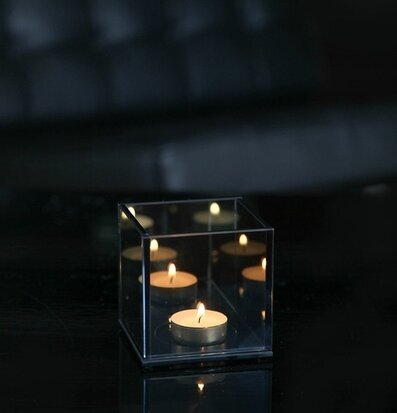 Endless 1 Light Smokey Grey ljusstake från Endless Light