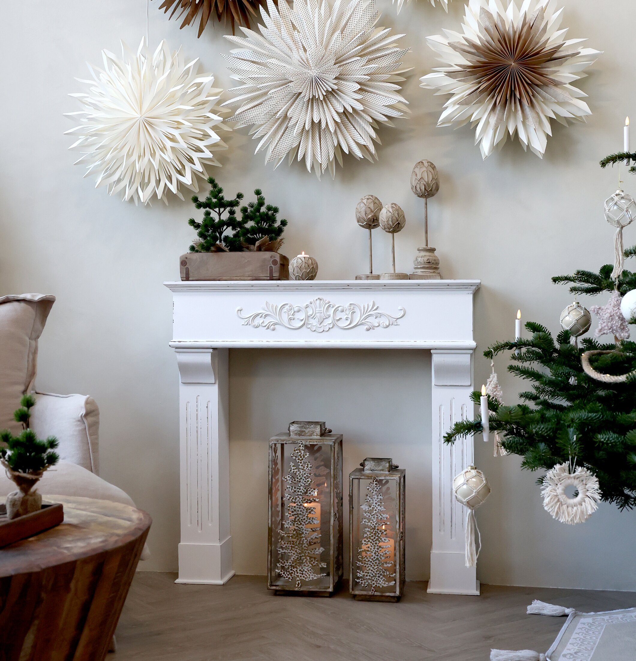 Lanterna Gran Antik Mässing från Chic Antique i mysigt rum