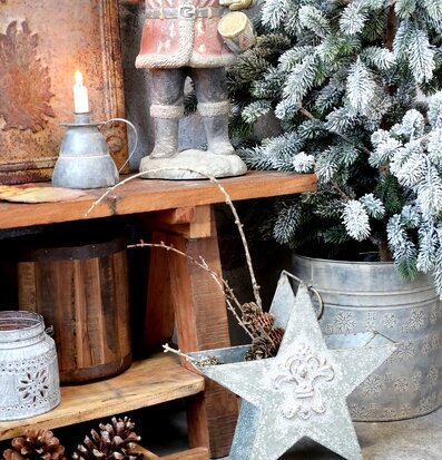 Stjärna Antique Zink från Chic Antique i rustik miljö