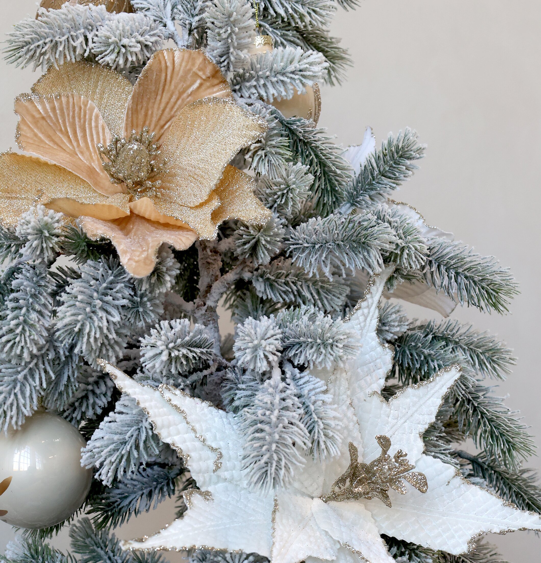 Julblomma Med Clip Amber Ø20cm från Chic Antique i julgran