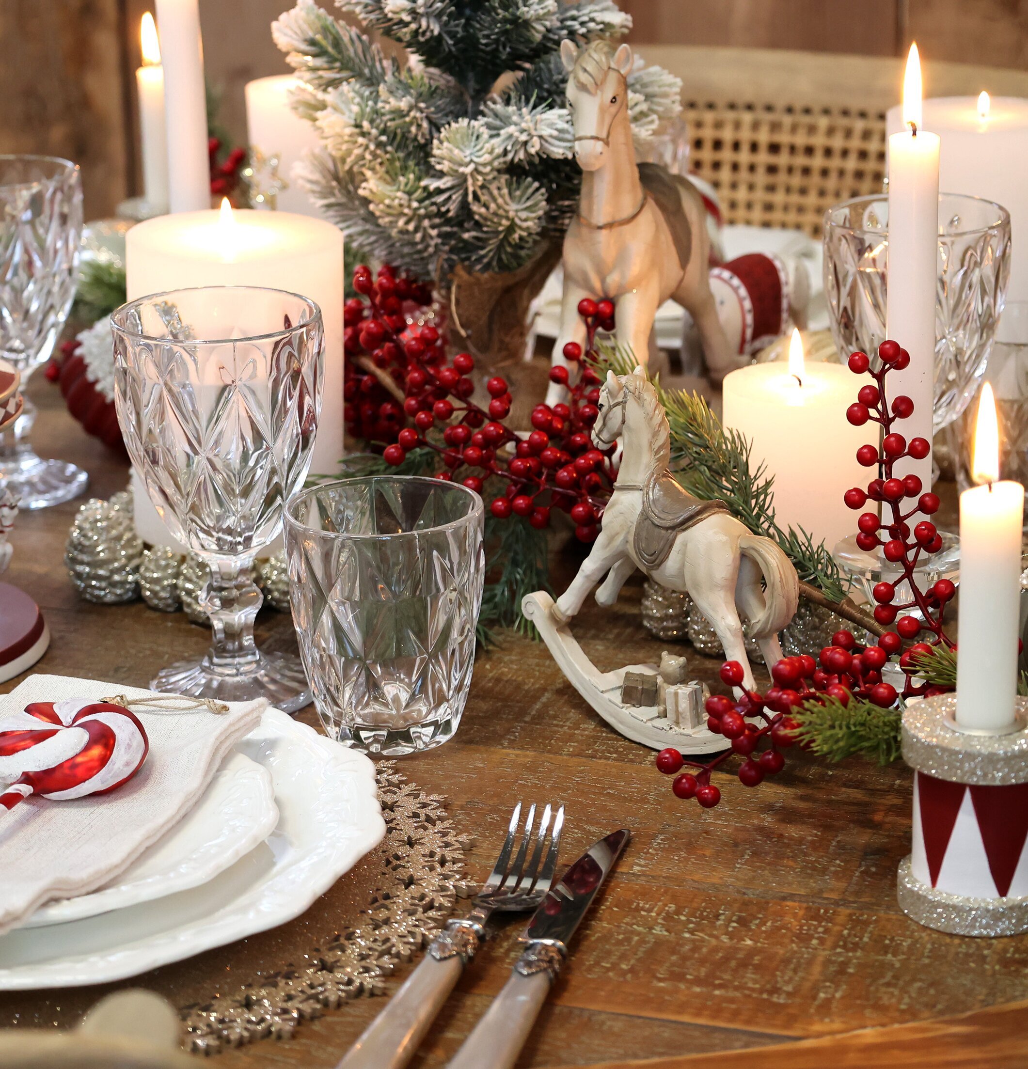 Gunghäst Vintage från Chic Antique som central dekoration