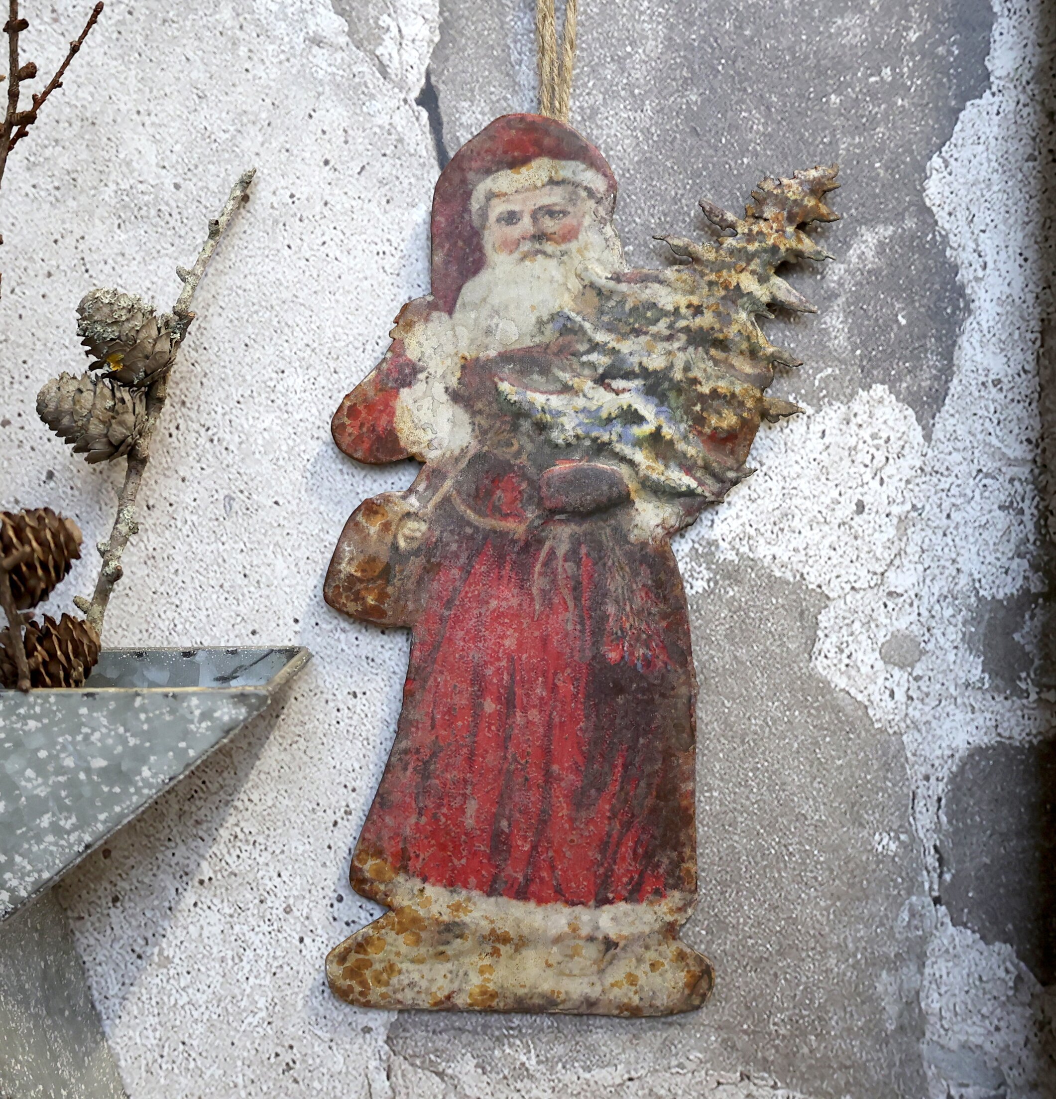 Plåtskylt Santa Vintage från Chic Antique med jultomtemotiv