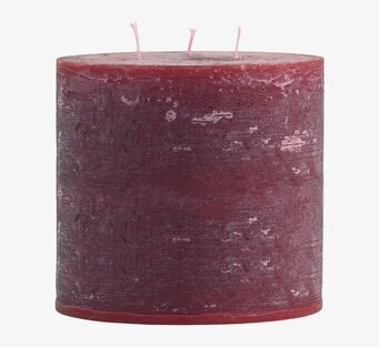 Blockljus Macon Mörkröd från Chic Antique med tre vekar