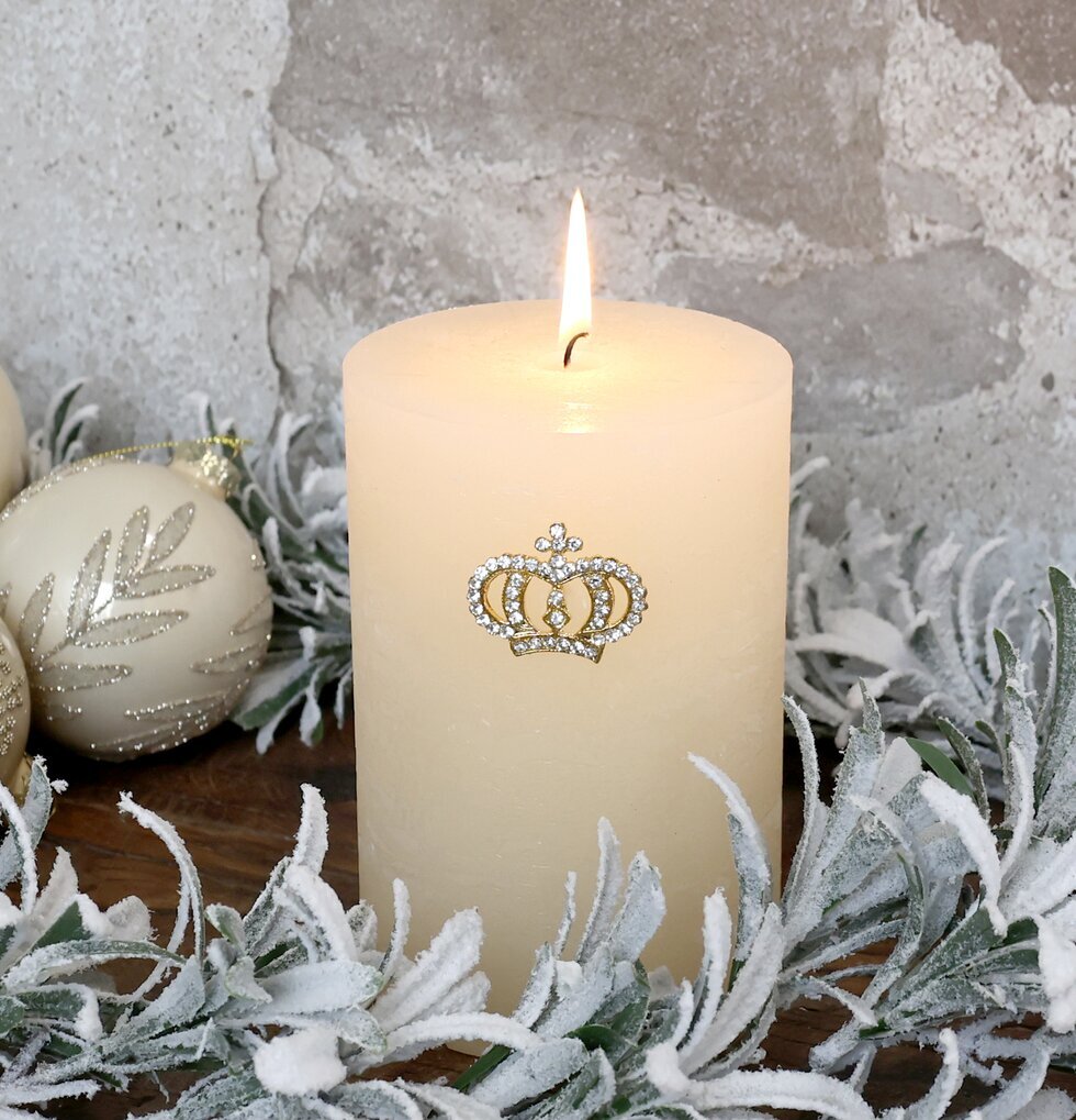 Dekorationsnål Krona Med Strass från Chic Antique på ljus