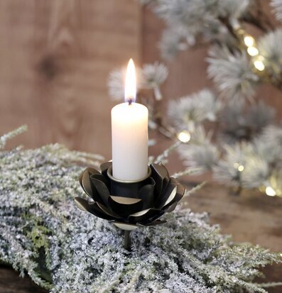 Ljushållare Spjut Antik Mässing från Chic Antique i granris