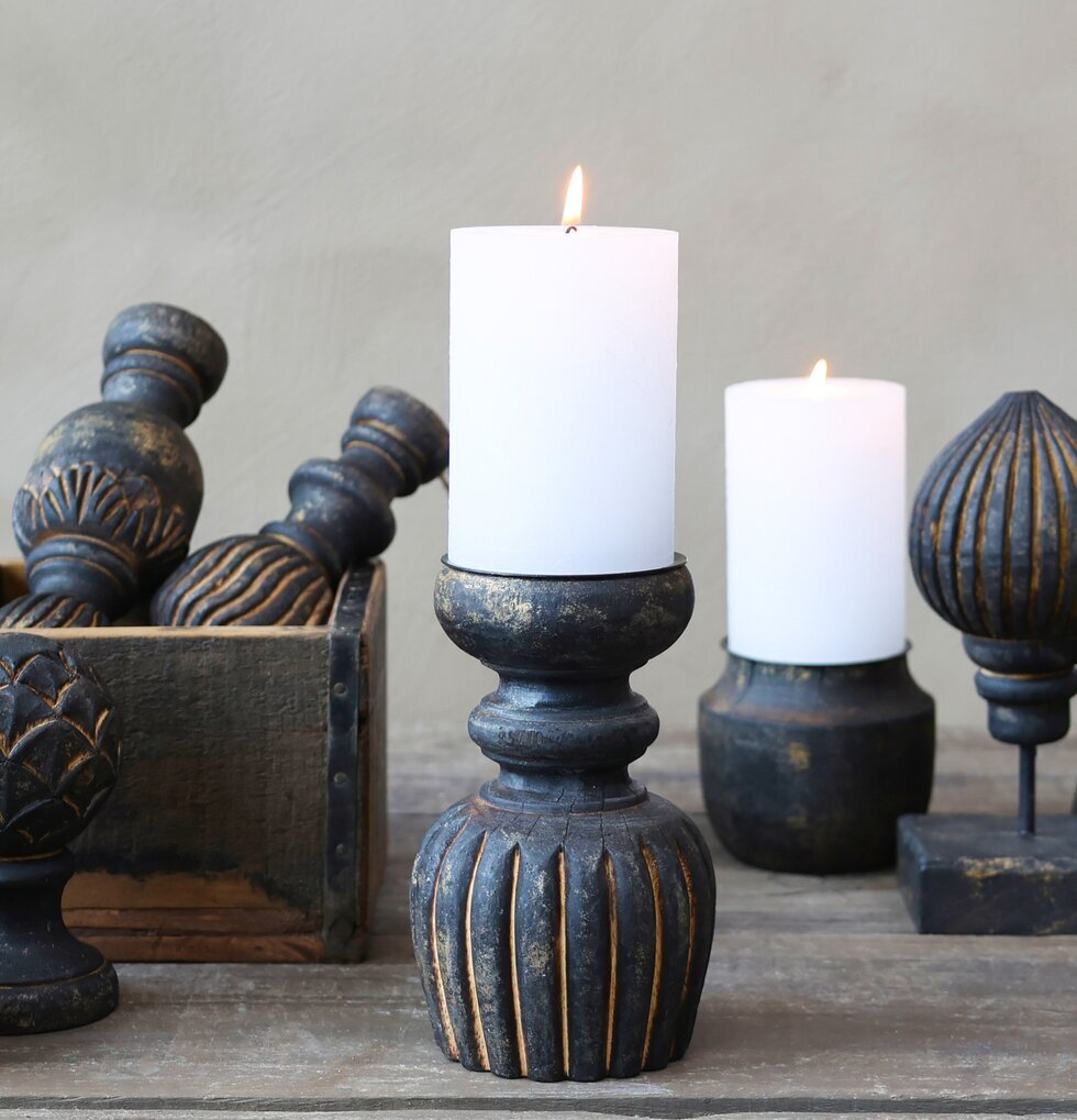 Ljusstake Rand Antikbrun från Chic Antique på rustikt bord