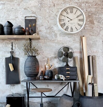 Väggklocka Antik Creme från Chic Antique i antik design