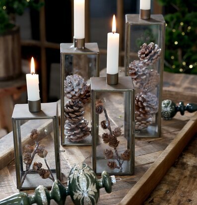 Ljusstake Antik Mässing från Chic Antique med rustik design