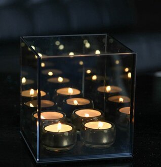 Endless 4 Light Smokey från Endless Light i rökfärgat glas