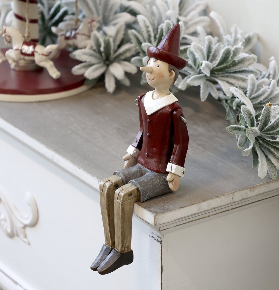 Pinocchio Deko Antik Cherry från Chic Antique på antik byrå