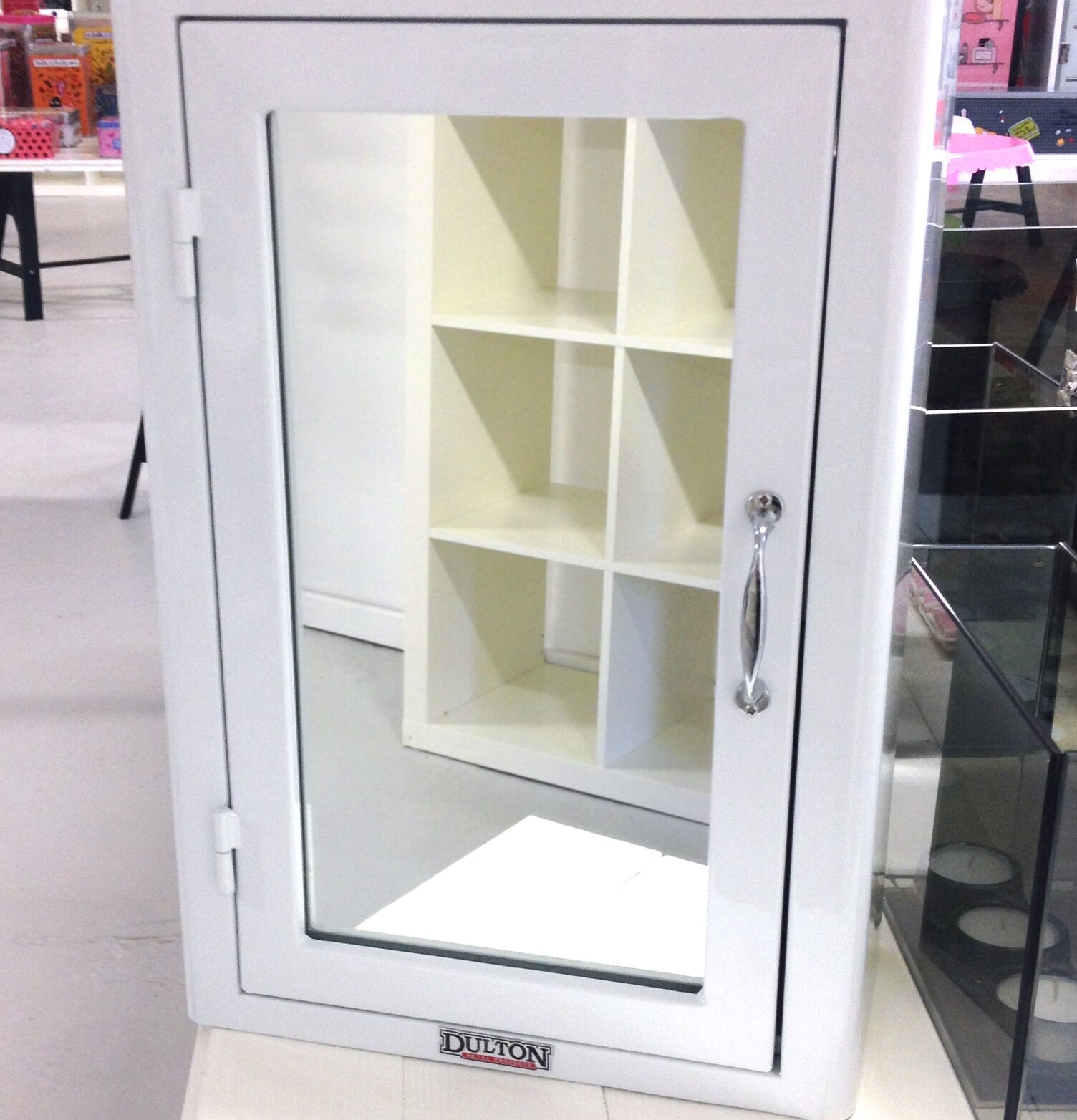 Medicin-/badrumsskåp Vit från Dulton med spegeldörr