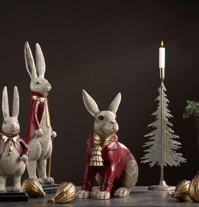 Kanin Röd Poly från A Lot Decoration med röda kläder