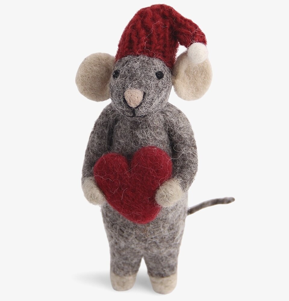 Gry & Sif - Julmus Grå Hjärta från Gry & Sif med röd luva