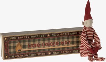 Long Legged Pixy från Maileg i röd- och vitrandig outfit