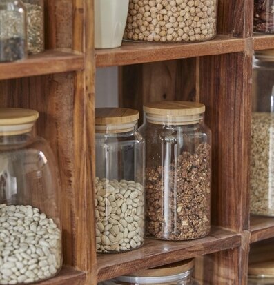 Glasburk Bambu Liten från IB Laursen på en hylla i köket