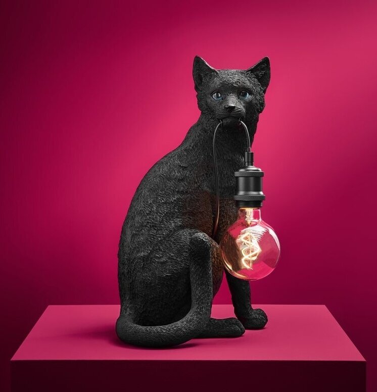 Bordslampa Katt Chouchou Svart från Werner Voss i rosa miljö