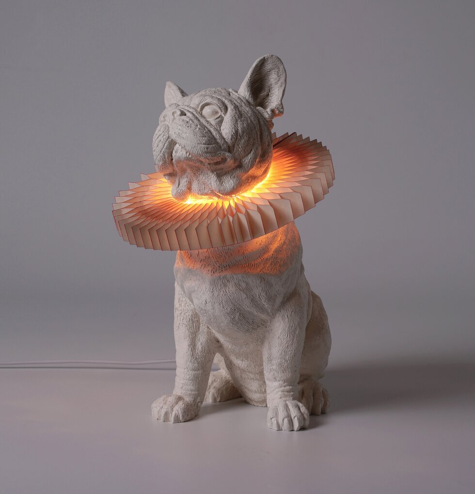 Bordslampa Bulldog X Vit från Haoshi Design med veckad skärm