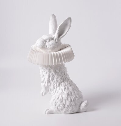Bordslampa Rabbit X Stand av Haoshi Design, sittande kanin