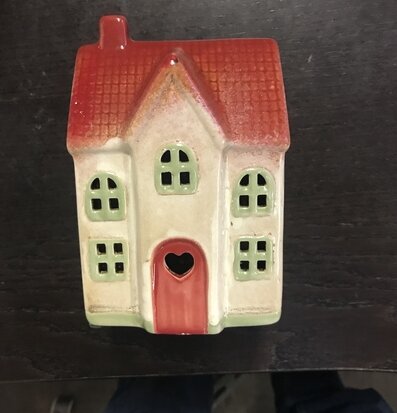 Ljuslykta Hus Beige (fynd-id 1) Det Gamle Apotek