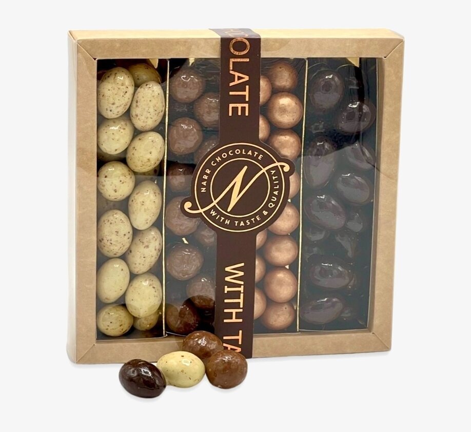 Ask Fyra Smaker från Narr Chocolate i elegant förpackning