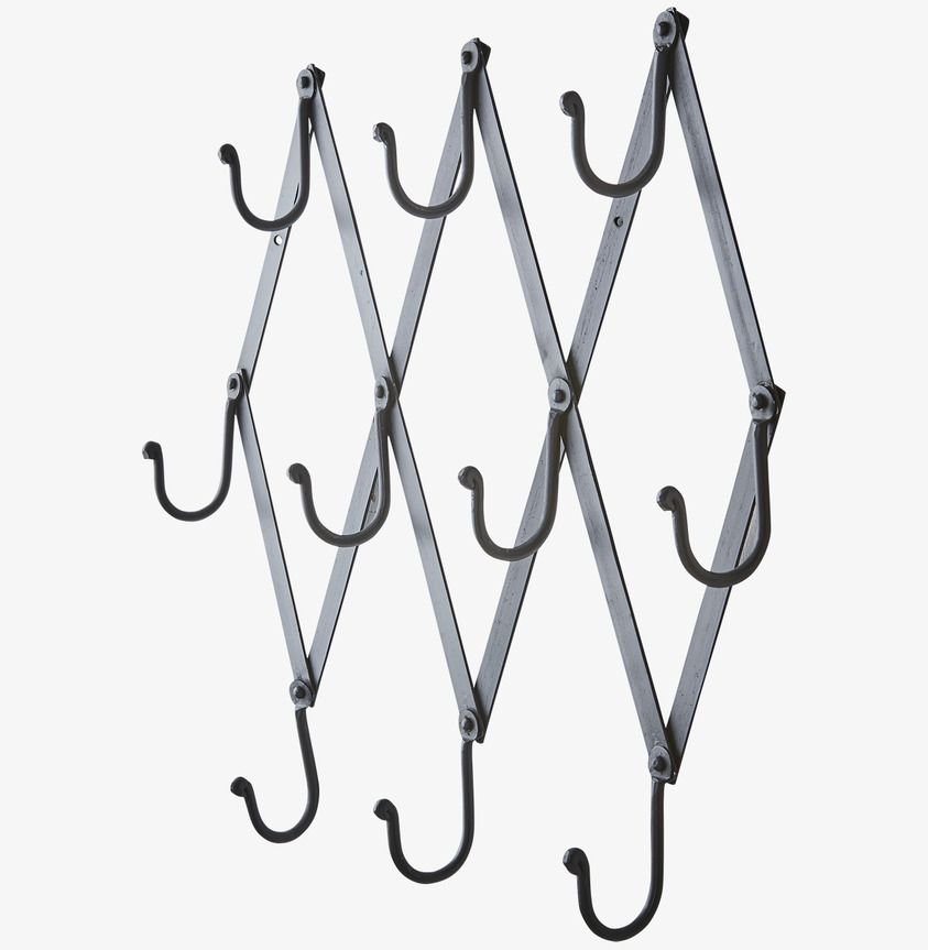 Klädhängare Loke Svart från Affari i svart metall