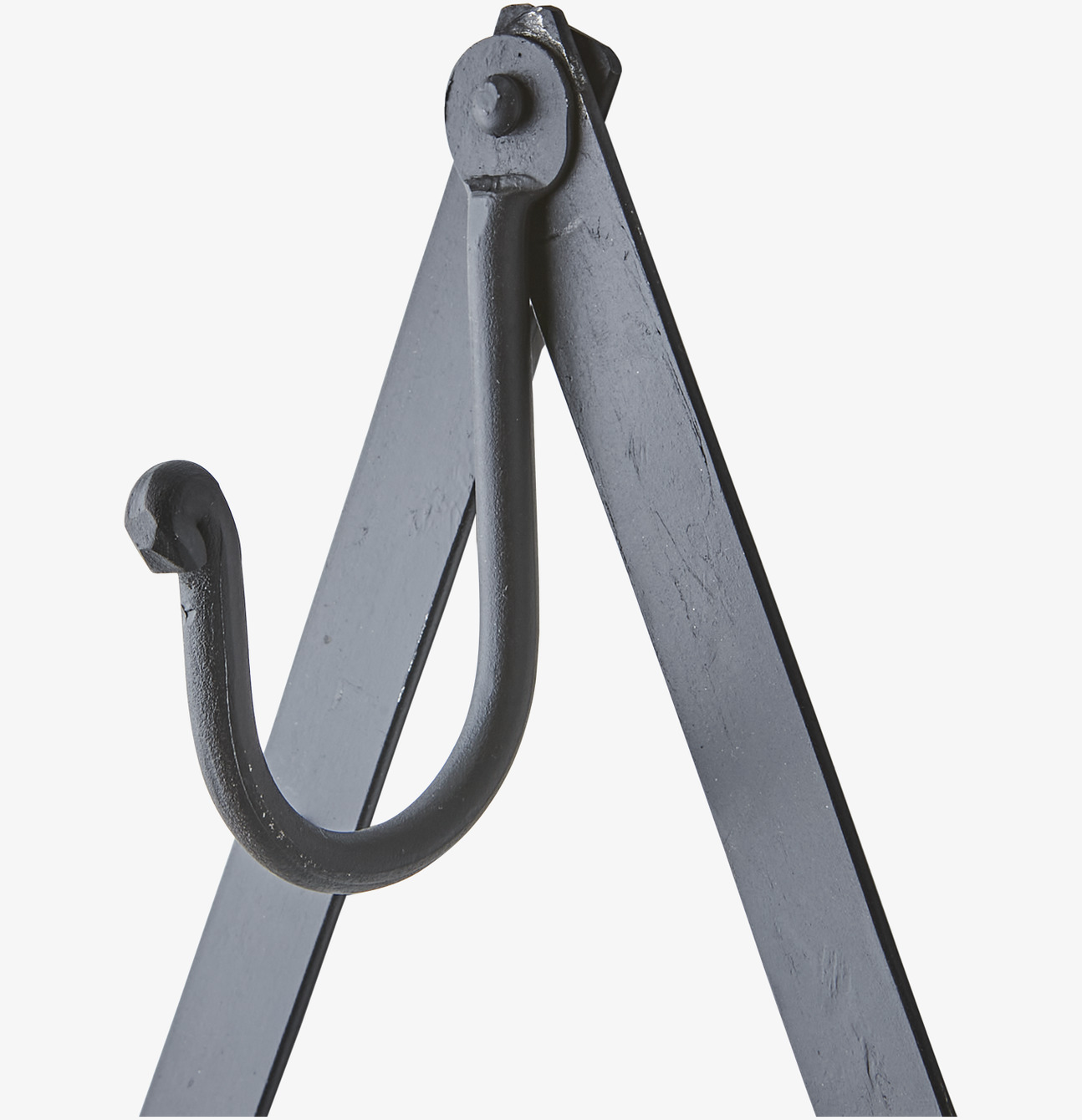 Klädhängare Loke Svart från Affari i robust svart metall