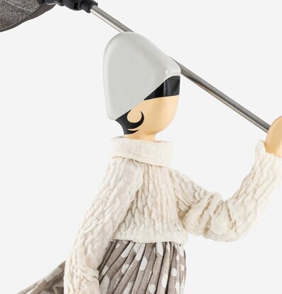 Bordslampa Carmela från Skitso med unik skulptural design