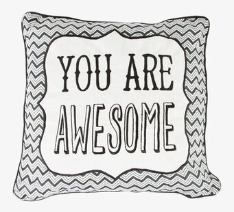 Kudde - You Are Awesome från Sass & Belle med positivt budskap