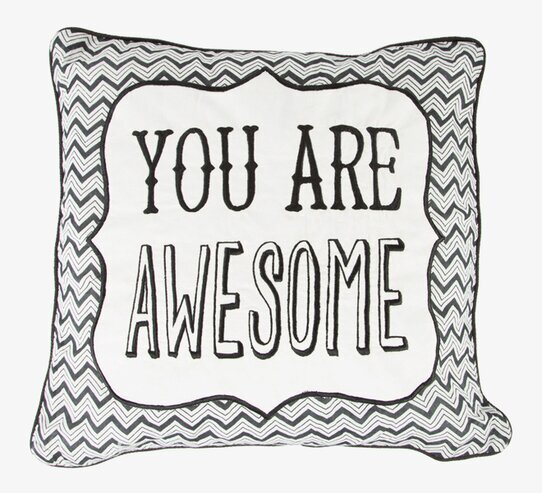 Kudde - You Are Awesome från Sass & Belle med positivt budskap