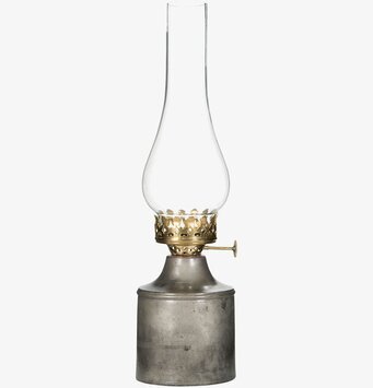 Foto av unik ljuslykta med glas och metall detaljer