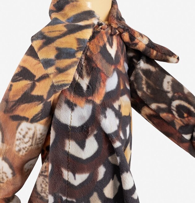 Bordslampa Malala från Skitso med unikt tygöverdrag