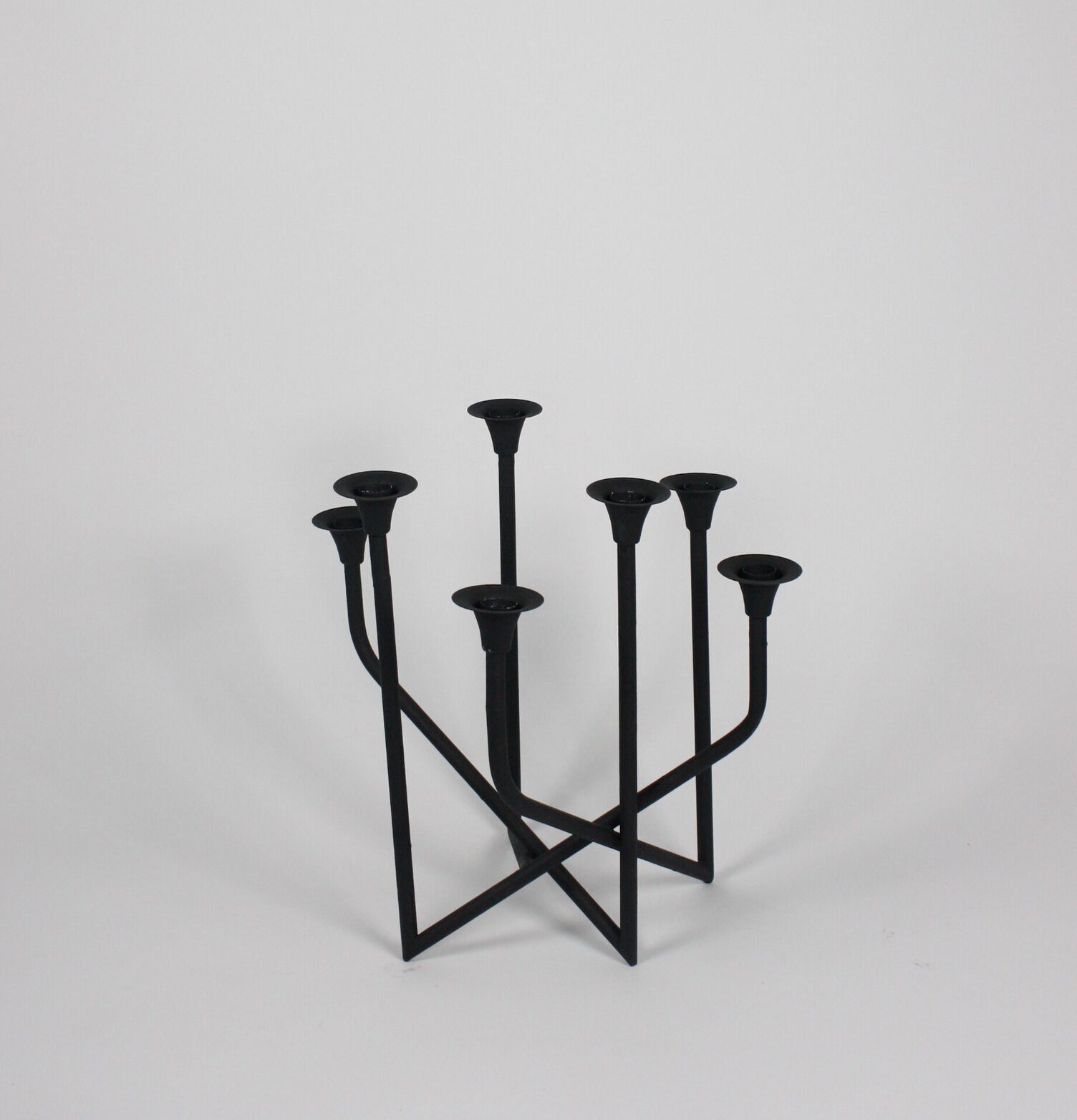 Ljusstake Edgar Smide Liten från Olsson & Jensen, svart smide