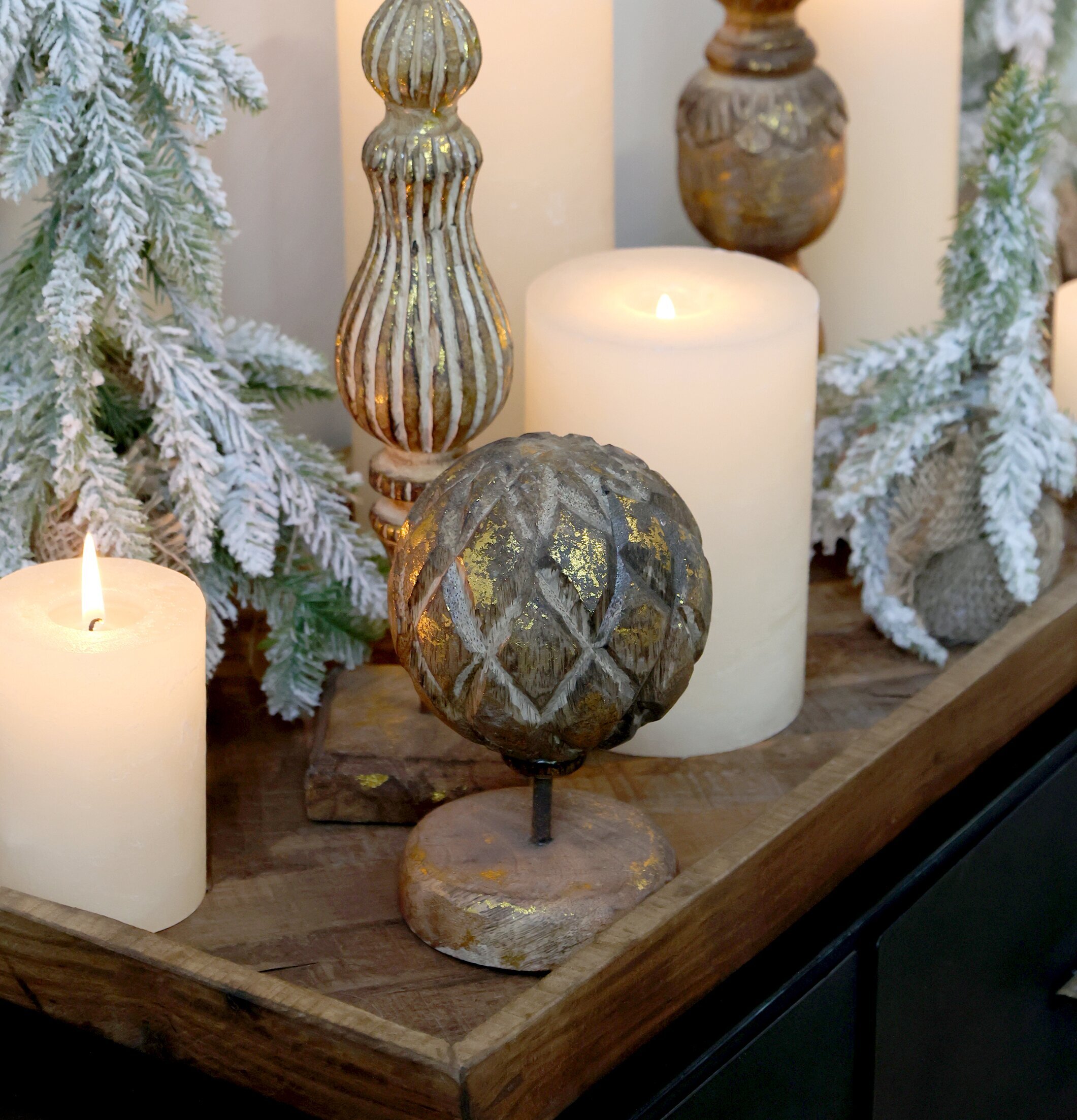 Dekor På Fot Natur/Guld H16cm från Chic Antique med ljus