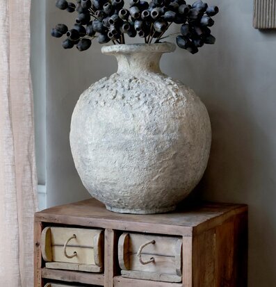 Byrå Grimaud 10 Murstensformar från Chic Antique i rustikt trä