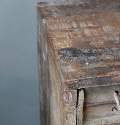 Byrå Grimaud 10 Murstensformar från Chic Antique i trä