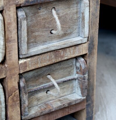 Byrå Grimaud 10 Murstensformar från Chic Antique i trä