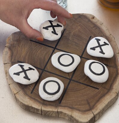 Luffarschack Tre I Rad från Different Design på träbräda