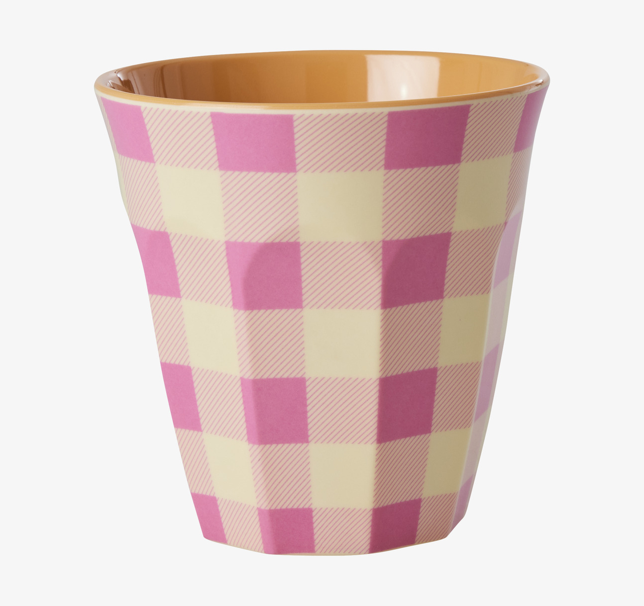 Bild av melaminmugg med rutigt mönster i rosa och beige