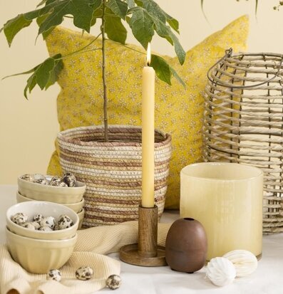 Kronljus Gul 29cm från IB Laursen i en harmonisk miljö