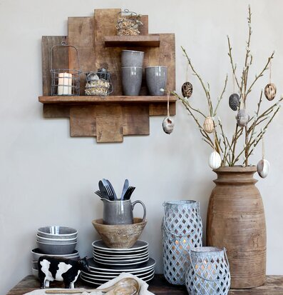 Vägghylla Grimaud från Chic Antique med rustik charm