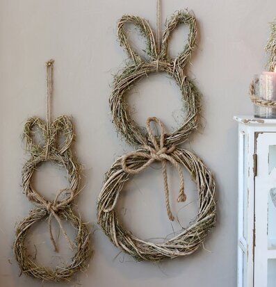 Kanin Rotting Natur från Chic Antique hänger på väggen