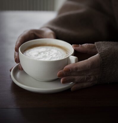 Tekopp Med Fat Vit Sand - Ernst från varumärket Ernst