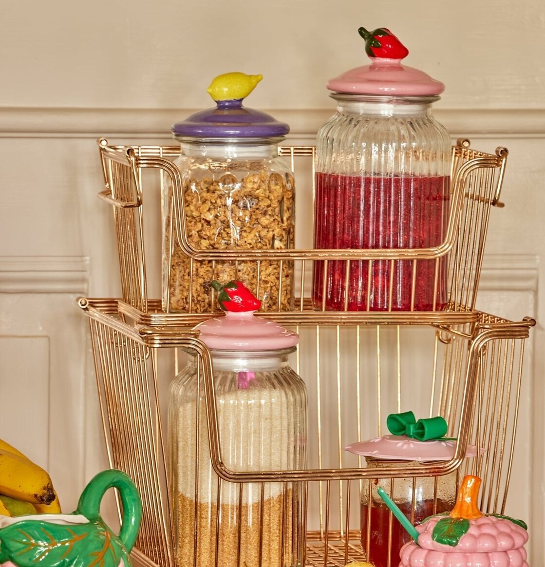 Glasburk Citron från Rice i kök med färgglada detaljer