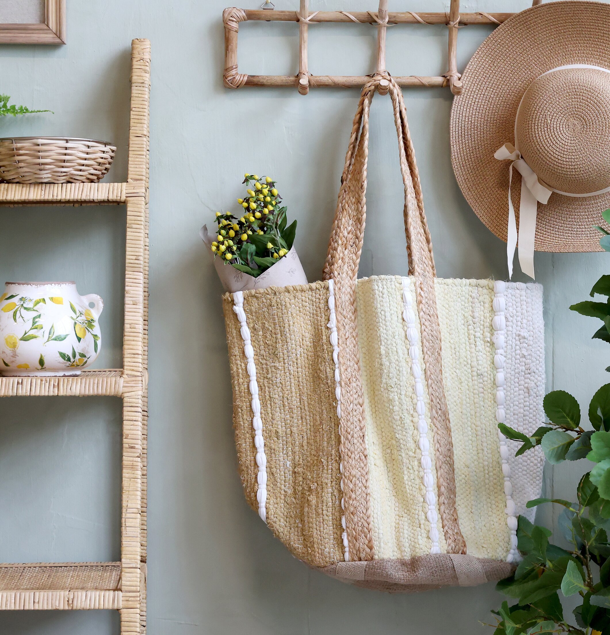 Strandväska Melon från Chic Antique med naturmaterial