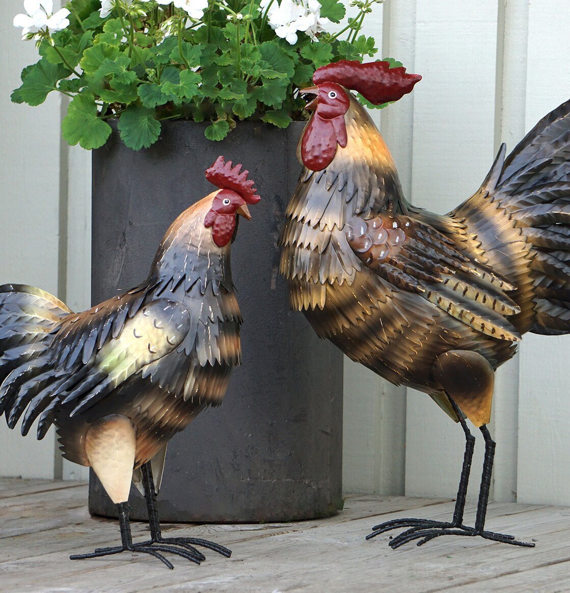 Tupp Metall Beige/Grön från A Lot Decoration i trädgård